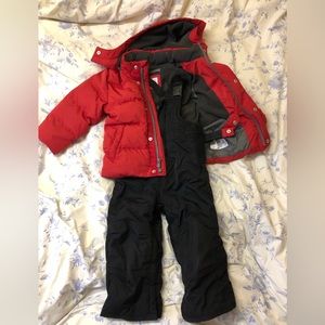 Gap snowsuit